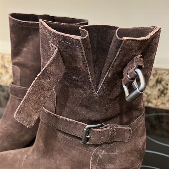PRADA Double Buckle Suede Wedge Boot.38.5 - Picture 10 of 16